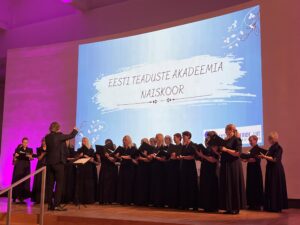 Möödunud reedel leidis aset Eesti Inseneride Liidu 35. juubelipidu, kus meil oli au üles astuda ja jõululauludega rõõmu pakkuda. Tänutäheks sai iga kooriliige r